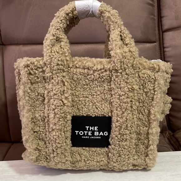 MARC JACOBS
MIni Khaki Tote Bag - Picture 8 of 10